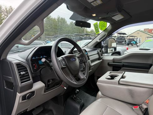 Used 2017 Ford F350 XL w/ Snow Plow Prep Package AWD/4WD image 23