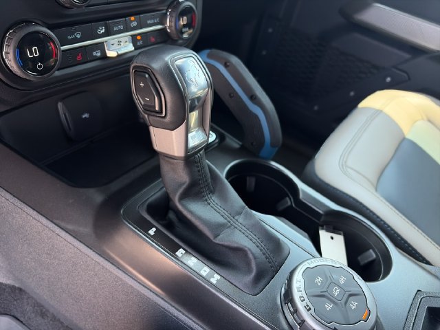 Used 2023 Ford Bronco Wildtrak AWD/4WD image 23