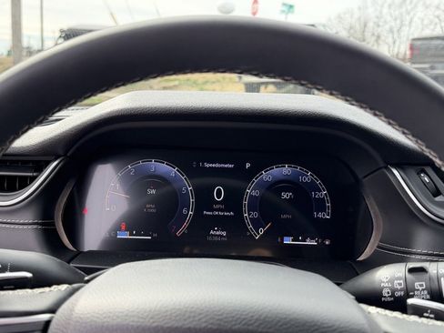 Used 2024 Jeep Grand Cherokee Altitude image 18