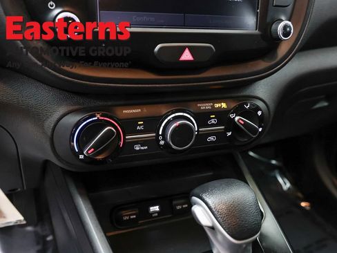 Used 2023 Kia Soul LX w/ Option Group 015 FWD image 19