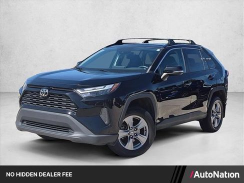 Used 2022 Toyota RAV4 XLE w/ Convenience Package AWD/4WD image 1
