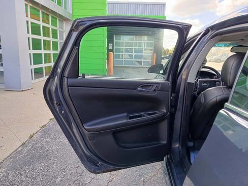 Used 2009 Chevrolet Impala LT image 12