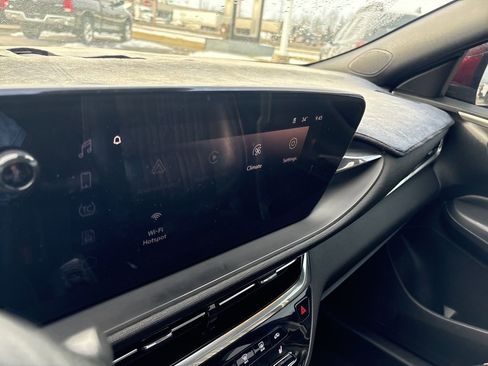 Used 2024 Buick Envista Avenir FWD image 42