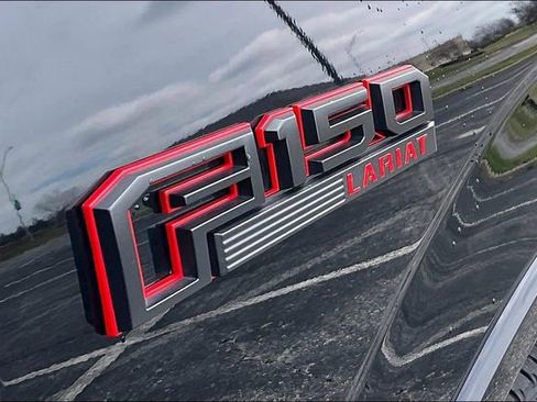 Used 2018 Ford F150 Lariat w/ Equipment Group 502A Luxury image 25