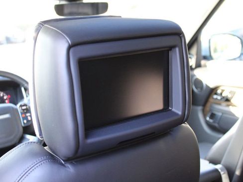 Used 2019 Land Rover Range Rover Supercharged image 30