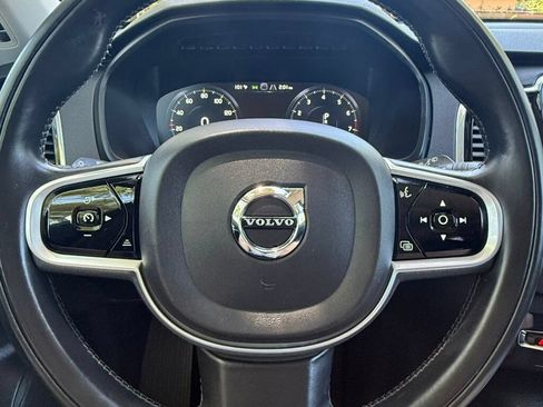 Used 2018 Volvo XC90 T6 Momentum w/ Convenience Package AWD/4WD image 24
