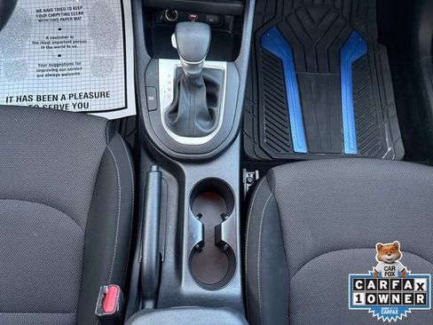 Used 2024 Kia Forte LXS FWD image 3