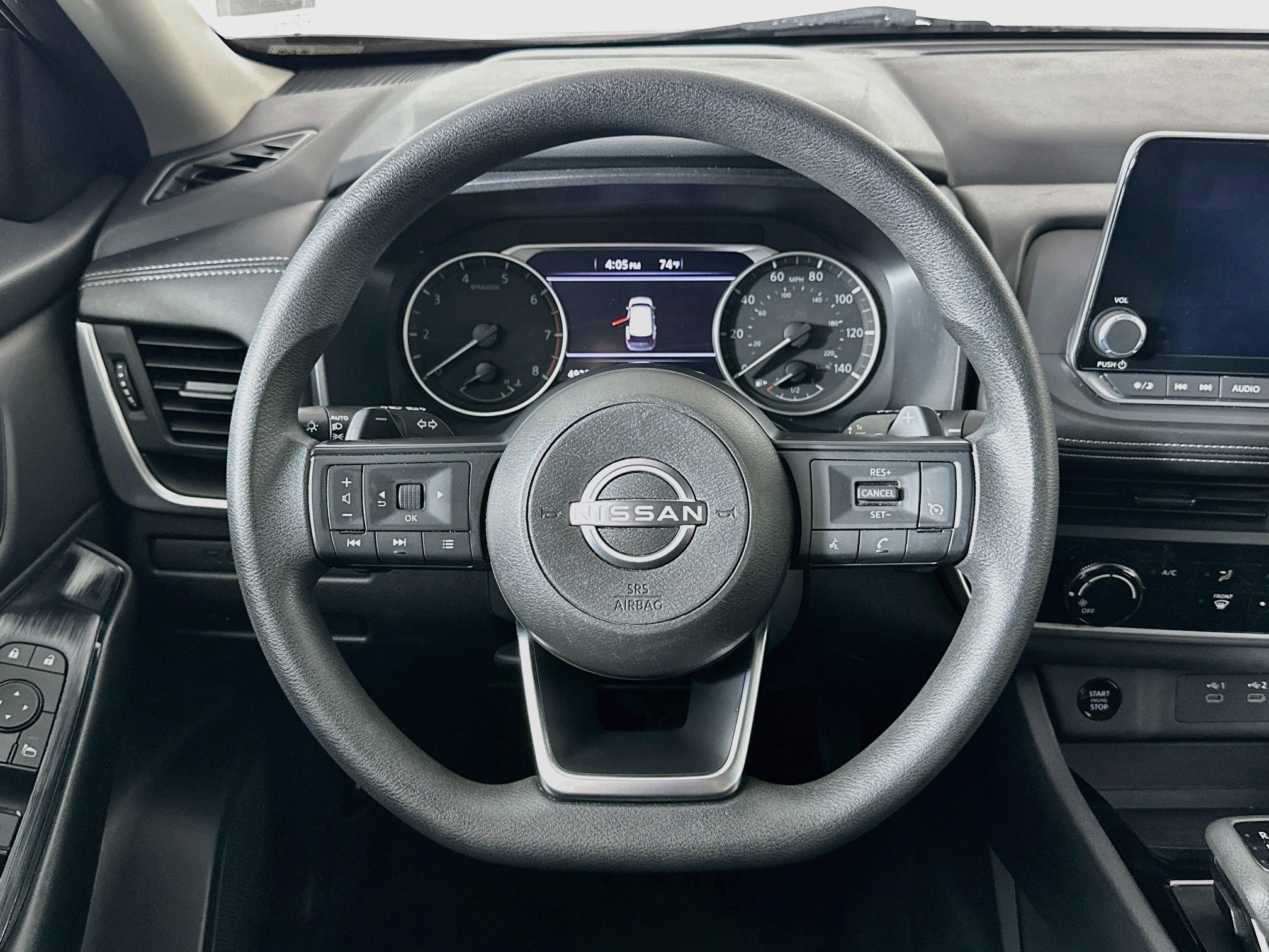Used 2024 Nissan Rogue S AWD/4WD image 18