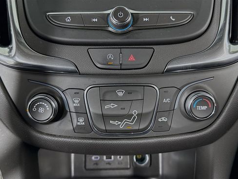 Used 2023 Chevrolet Equinox LT image 15