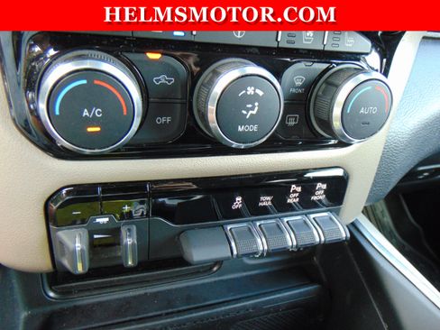 Used 2021 RAM 1500 Laramie AWD/4WD image 29