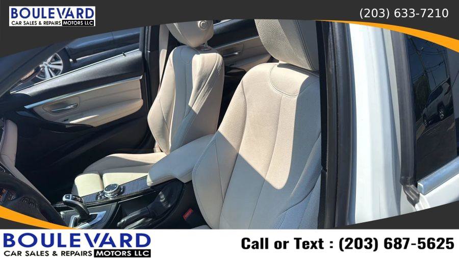 Used 2017 BMW 330i xDrive Sedan AWD/4WD image 29