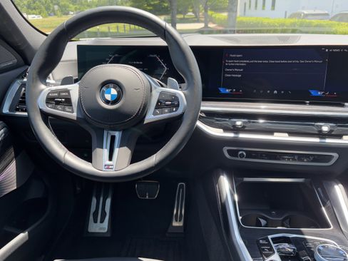 Certified 2026 BMW X6 M60i AWD/4WD image 30