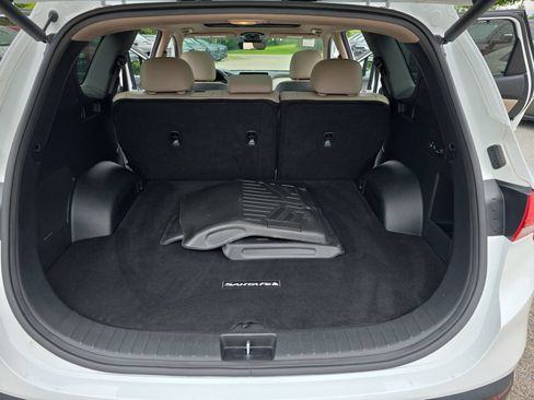 Used 2022 Hyundai Santa Fe Limited w/ Cargo Package AWD/4WD image 12