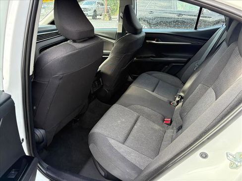 Used 2025 Toyota Camry LE image 36