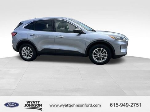 Used 2022 Ford Escape SE w/ Convenience Package AWD/4WD image 2