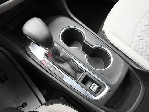 Used 2022 Chevrolet Equinox LS FWD image 38
