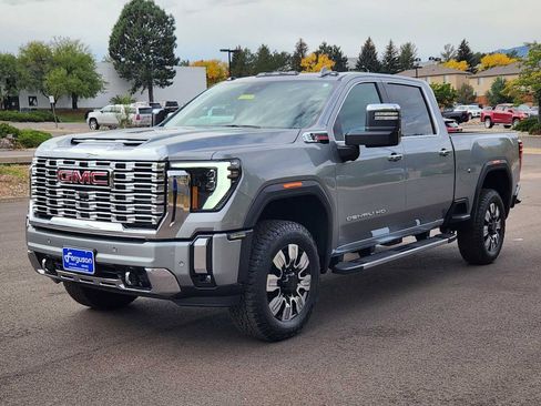 New 2026 GMC Sierra 3500 Denali w/ Denali Reserve Package image 4