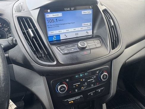 Used 2018 Ford Escape SEL image 32