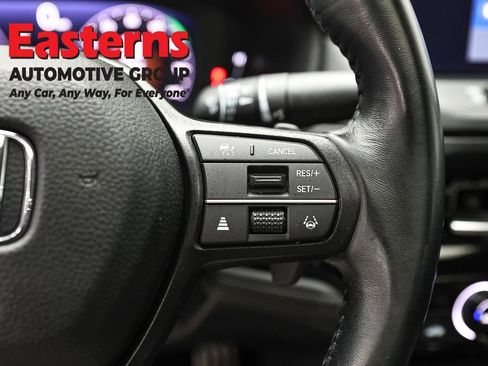 Used 2023 Tesla Model 3 Standard Range image 40