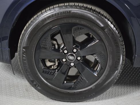 Used 2023 Land Rover Discovery Sport S R-Dynamic image 10