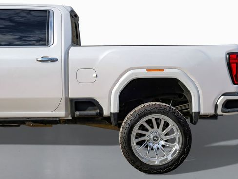 Used 2022 GMC Sierra 2500 Denali w/ Denali Ultimate Package image 11
