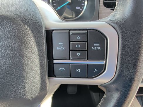 Used 2024 Ford Expedition Limited RWD image 16