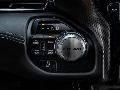 Used 2024 RAM 1500 Limited AWD/4WD image 24
