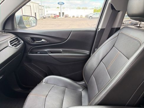Used 2023 Chevrolet Equinox Premier AWD/4WD image 26