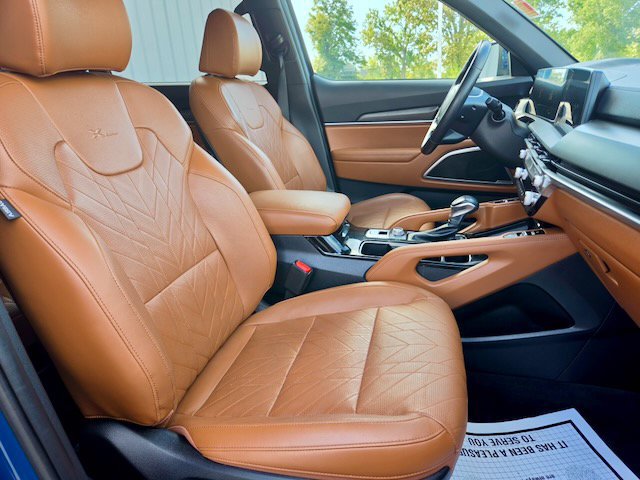 Used 2023 Kia Telluride EX X-Line AWD/4WD image 9