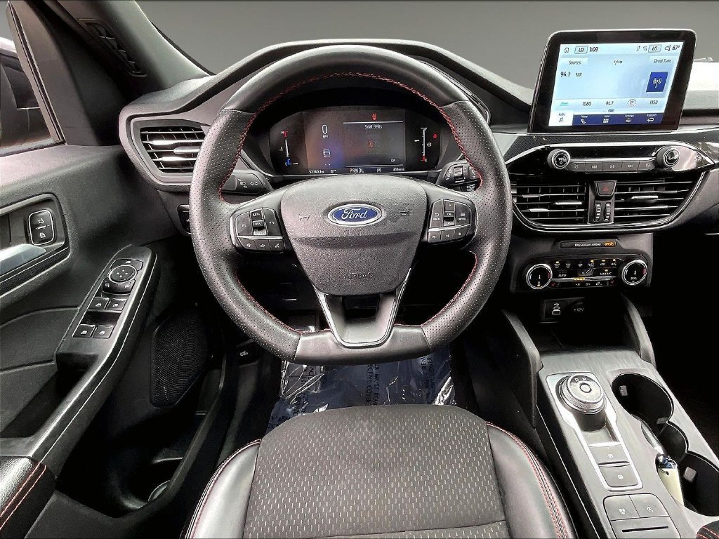 Used 2025 Ford Escape ST-Line Select AWD/4WD image 16