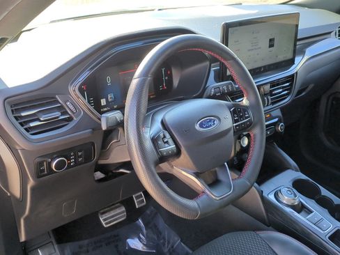 Used 2023 Ford Escape ST-Line w/ Tech Pack #1 image 12