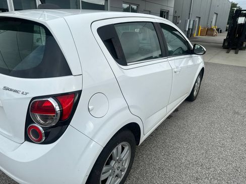 Used 2015 Chevrolet Sonic LT FWD image 6