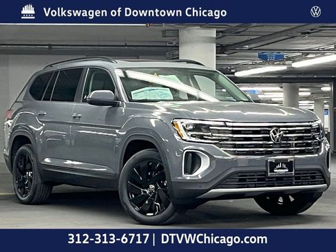 New 2026 Volkswagen Atlas SE image 2