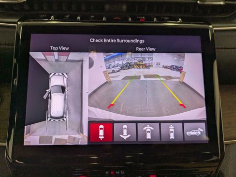 Used 2022 Jeep Grand Cherokee L Summit w/ Luxury Tech Group V image 13