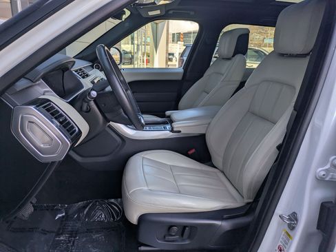 Used 2019 Land Rover Range Rover Sport HSE image 24