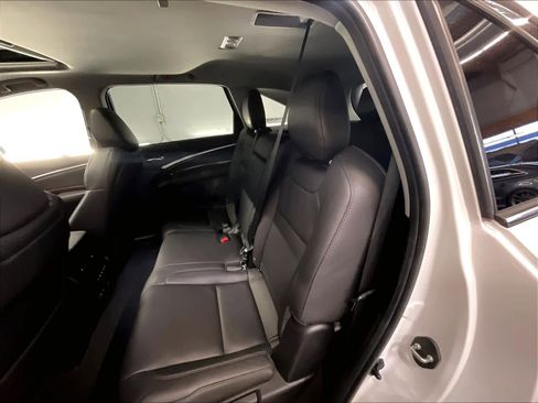 Used 2020 Acura MDX SH-AWD image 25
