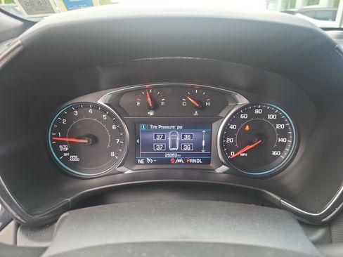 Certified 2024 Chevrolet Equinox RS w/ LPO, Floor Liner Package image 14