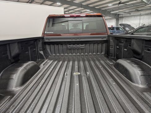 Used 2024 GMC Sierra 3500 SLE w/ SLE Value Package image 9