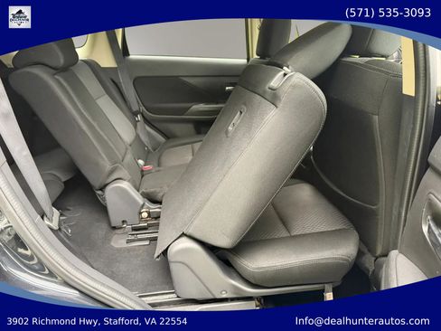 Used 2018 Mitsubishi Outlander SE AWD/4WD image 17