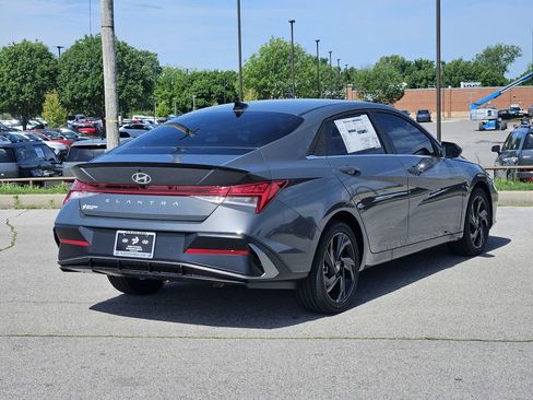 New 2026 Hyundai Elantra SEL Sport Premium FWD image 7
