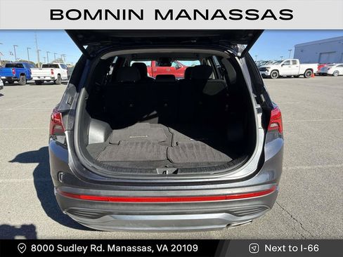 Used 2021 Hyundai Santa Fe SEL w/ Convenience Package image 12