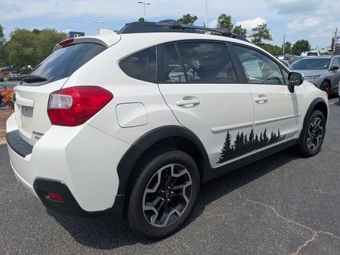 Used 2017 Subaru Crosstrek 2.0i Limited w/ Popular Package #2 AWD/4WD image 8