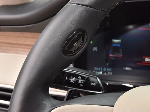 Certified 2025 Lincoln Corsair Reserve image 23