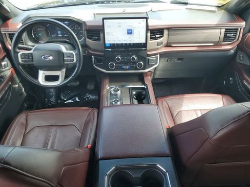 Certified 2023 Ford Expedition Limited image 10