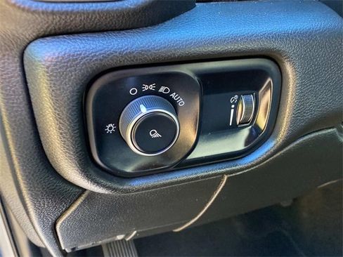 Used 2021 RAM 2500 Big Horn image 15