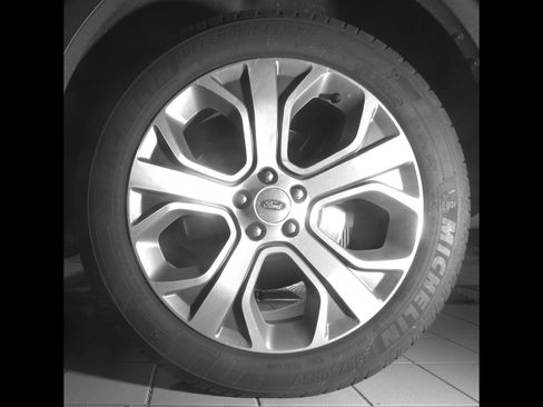Used 2018 Ford Explorer Platinum AWD/4WD image 27