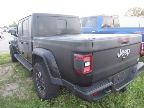 Used 2020 Jeep Gladiator Overland AWD/4WD image 4