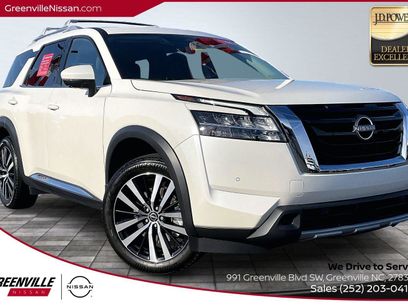 Used 2024 Nissan Pathfinder Platinum w/ Cargo Package