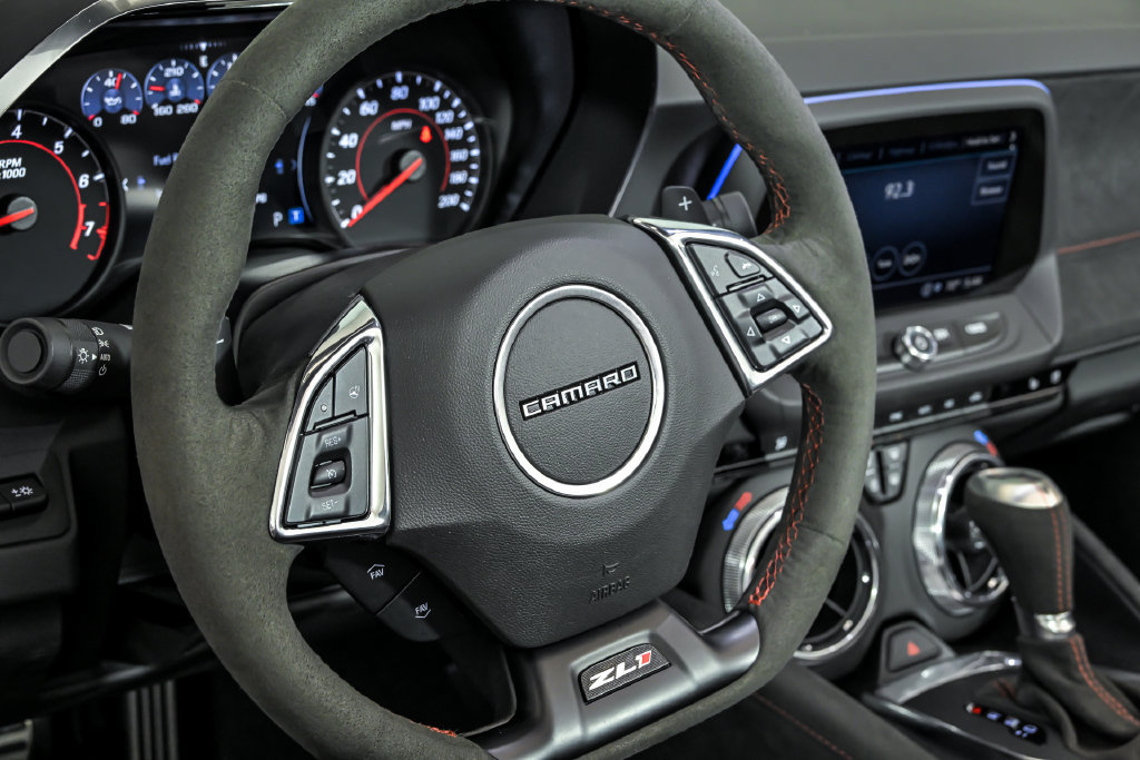 Used 2023 Chevrolet Camaro ZL1 RWD image 19
