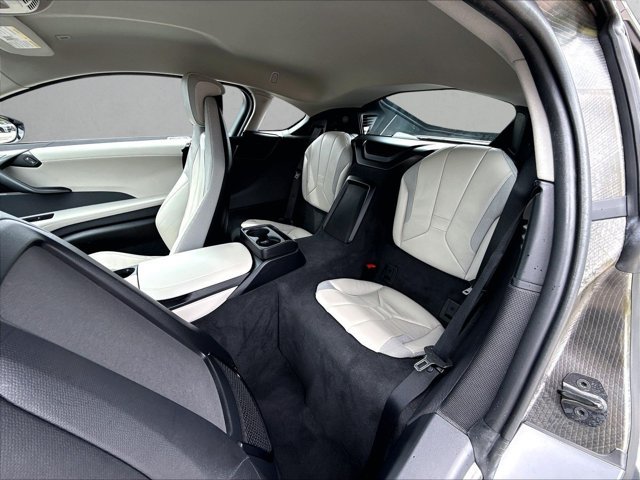 Used 2016 BMW i8 AWD/4WD image 27